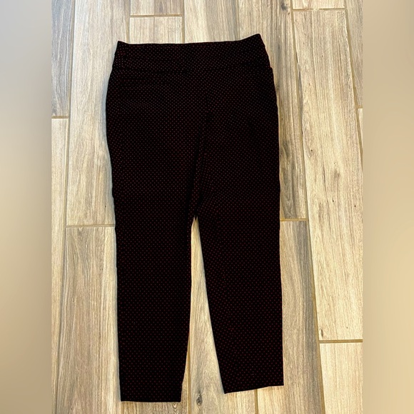 Maurices Black Ankle Pants Red Elastic Waist Size M - Picture 1 of 10